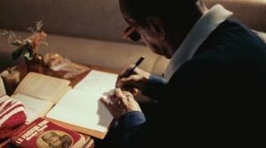 Jorge Ben Jor grava nova versão de "Os Alquimistas Estão Chegando" em Paris com apoio do Itaú Unibanco