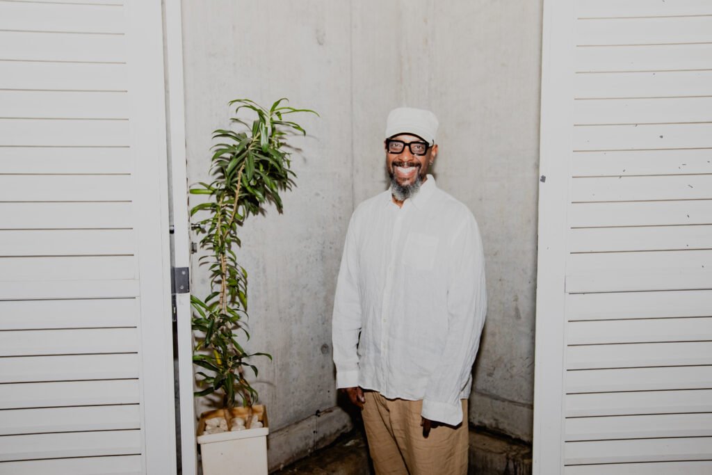 ID Corpos Negros -Artista negro usa a tecnologia e explora a arte por meio da realidade aumentada